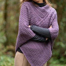 Load image into Gallery viewer, Lavender Aideen Aran Poncho
