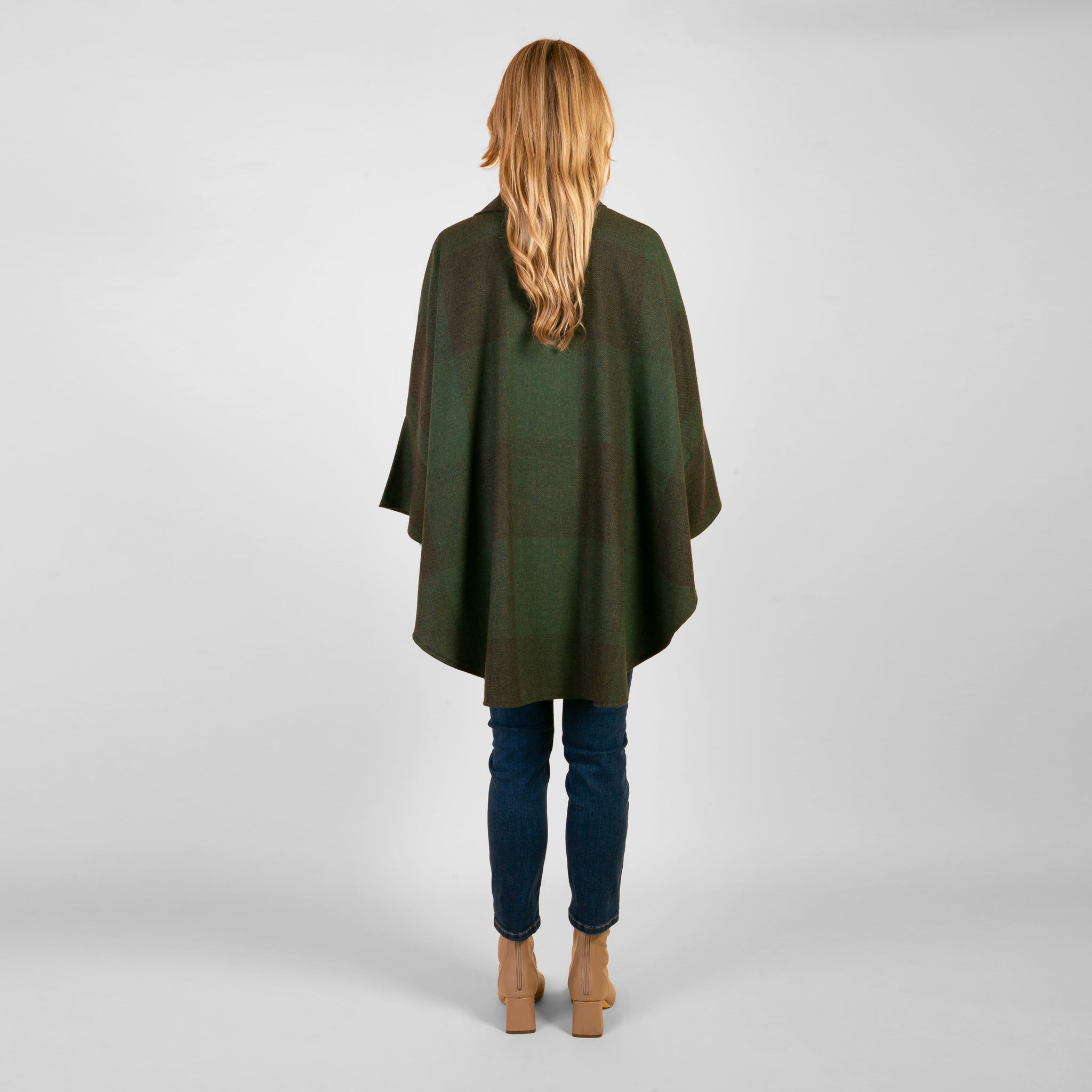 Triona-Tweed-Cape-Green-Roisin