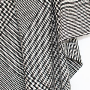 Black & White Houndstooth Check Donegal Tweed Fabric Sample