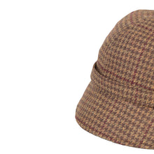 Load image into Gallery viewer, Donegal Tweed Flapper Cap, Brown &amp; Wine
