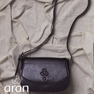 Brown Traditional Leather Crossbody Handbag