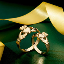 Load image into Gallery viewer, 14ct Yellow Gold Claddagh Ring
